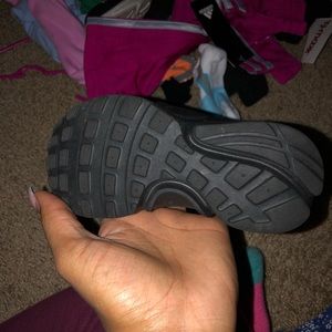 Kids size 9 Nike Presto